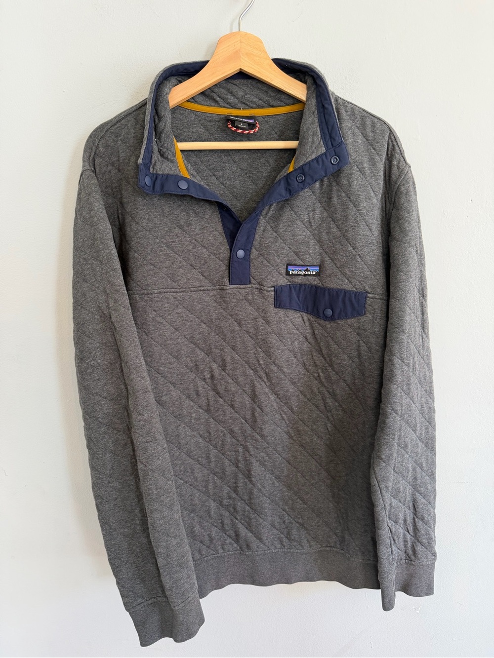 Patagonia Men's Organic Cotton Quilt Snap-T Pullover Grey Navy Size L